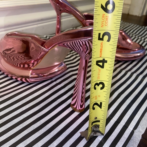 C BARBIE PINK LIQUID METALLIC PLATFORM HEELS PUMPS DANCER PLEASER MIRROR RAINBOW - Picture 12 of 16